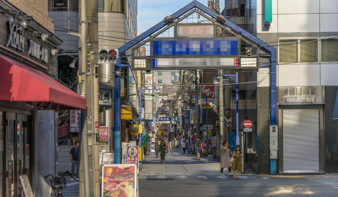 商店街のスリ被害防止策と効果的な防犯対策